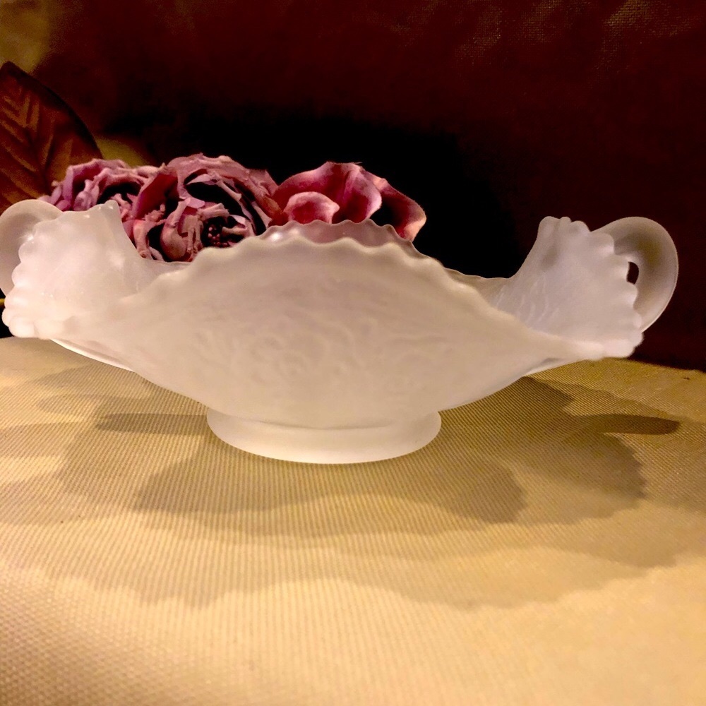 Fenton Persian Medallion Satin Handled Bonbon Bowl, Antique c1911 Froste…